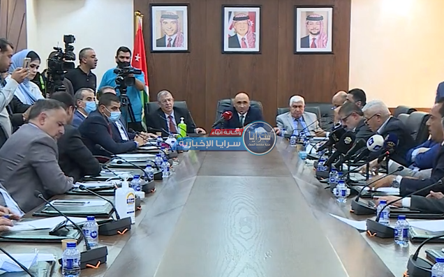 نواب يهاجمون وزير الصحة ويطالبونه بتقديم إستقالته  ..  تفاصيل 
