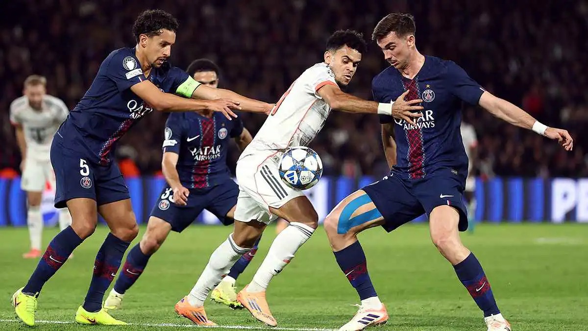 بعد ماني ولويس دياز ..  بايرن ميونخ ينقض على جوهرة ليفربول