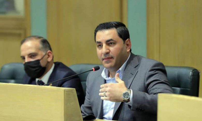 النائب فريحات يوجه 13 سؤالاً لوزير الأوقاف