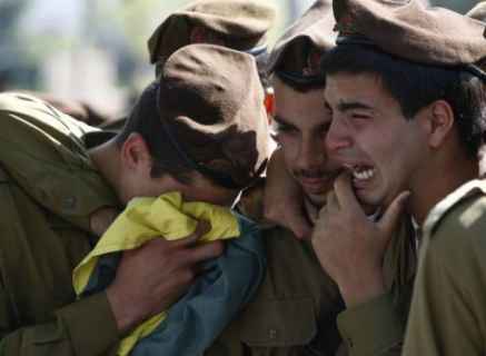 رغم انتهاء الحرب ..  "جنود إسرائيليون" يعانون صدمات نفسية حادة وحياتهم تحولت لجحيم  