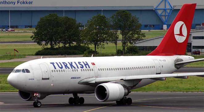 طائرة تركية تعود إلى اسطنبول خوفا من وجود قنبلة
