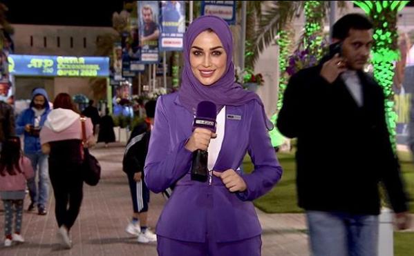 خوليت وفينغر ضيوف هديل رياض في لقاء مطول 