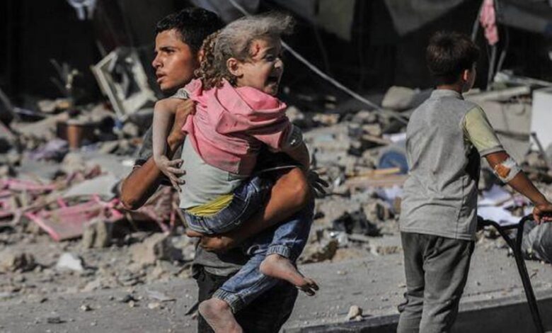 13 شهيدا جراء قصف الاحتلال وسط قطاع غزة