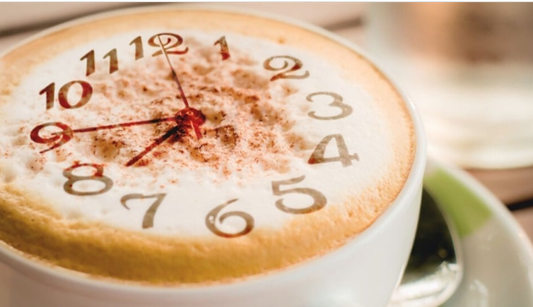 متى يكون توقيت تناول القهوة متأخراً؟