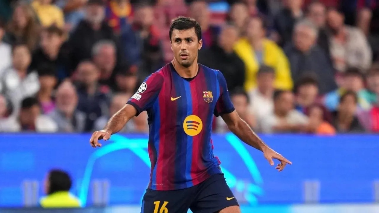 رودري: برشلونة ليس المرشح المفضل لحصد دوري الأبطال