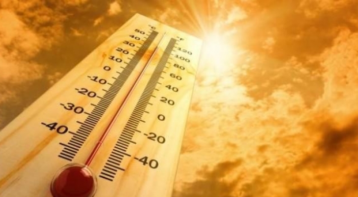 كتلة هوائية حارة وتحذيرات من التعرض لاشعة الشمس