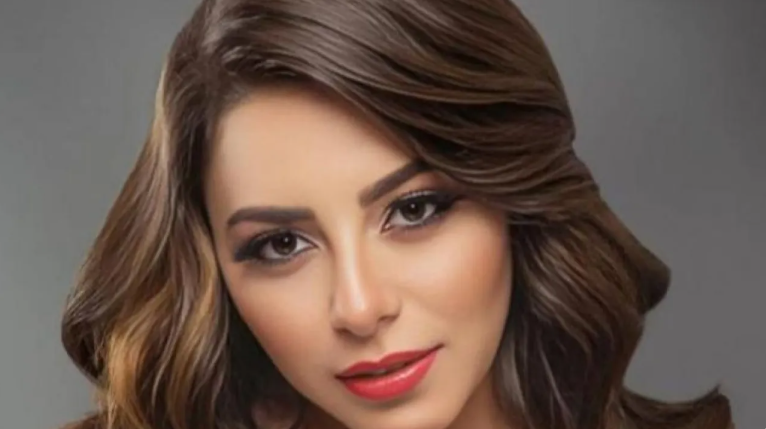 إلهام عبدالبديع تنفي اعتزالها الفن وتعلن عودتها إلى زوجها