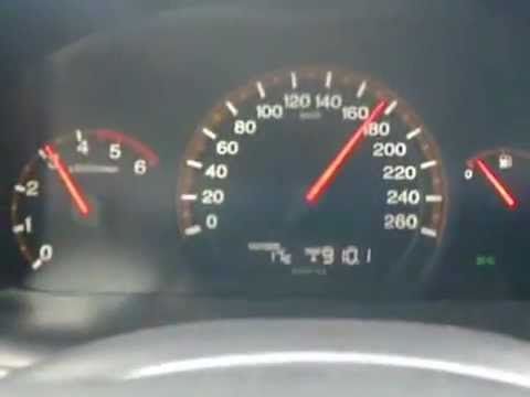 ضبط مركبة تسير بسرعة 200 في الازرق