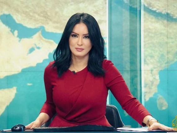 جميلة مذيعات الجزيرة  " حسينة " تثير مواقع التواصل الاجتماعي بسبب استقالتها