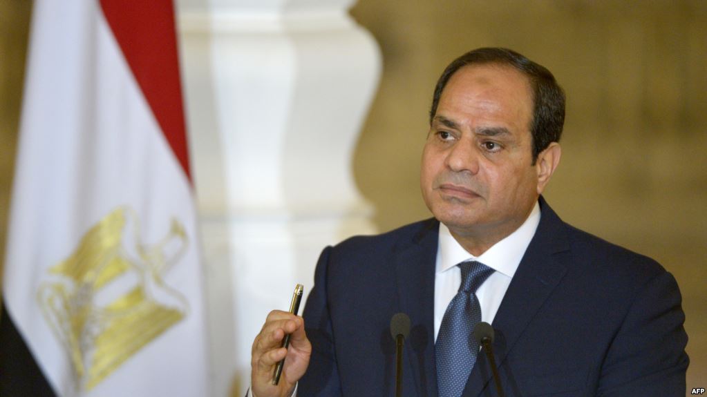 السيسي يمهل الجيش المصري فترة 3 أشهر لاستعادة الأمن في سيناء