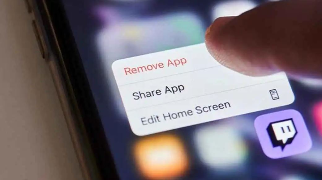 حذف التطبيقات لا يمحو آثارها ..  بيانات قد تبقى مرتبطة بحسابات المستخدمين  
