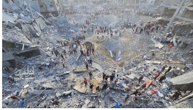 18 شهيدا من اسرة مهندس بالجزيرة في مجزرة جباليا