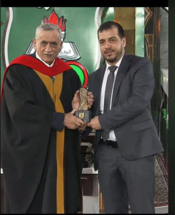 د. عبدالرحمن متعب التخاينة ..  مبارك جائزة الباحث المتميز في الجامعة الأردنية عن الكليات الإنسانية والاجتماعية