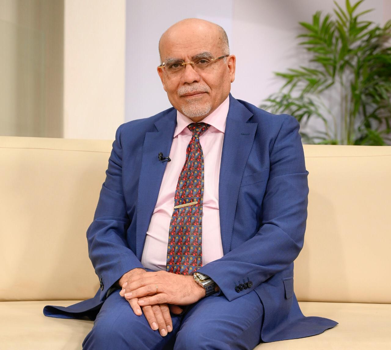 حوار مع الدكتور محمد خريس استشاري الجراحة العامة والجهاز الهضمي والمنظار