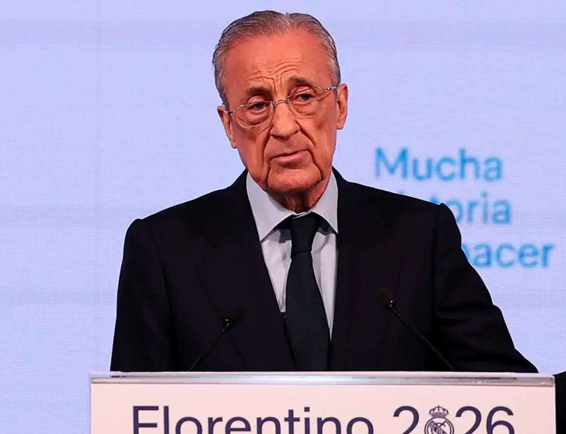 صيف ساخن ..  فلورنتينو بيريز يحدد 3 صفقات مدوية لإنقاذ ريال مدريد  