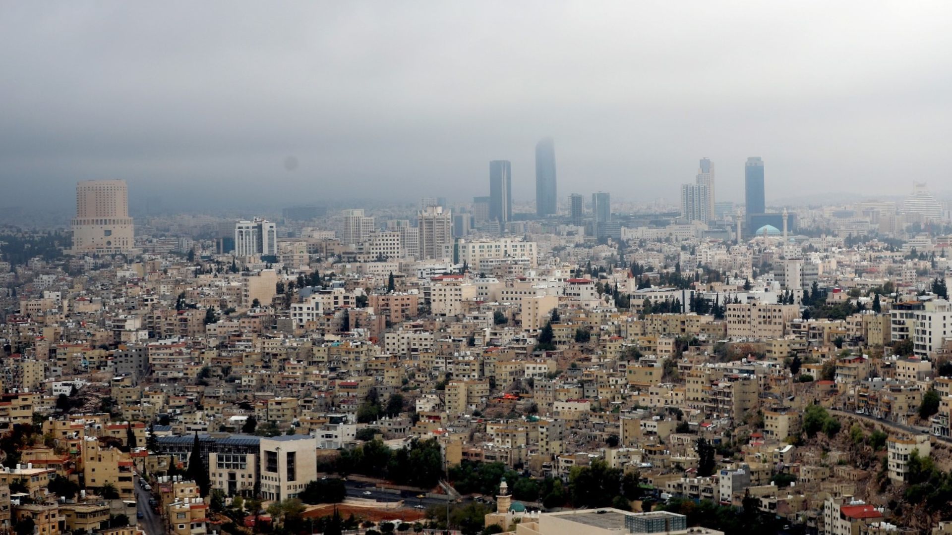 استمرار حالة عدم الاستقرار الجوي اليوم وانخفاض ملموس غدًا