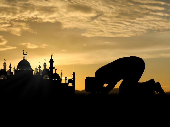 تفسير حلم صلاة المغرب