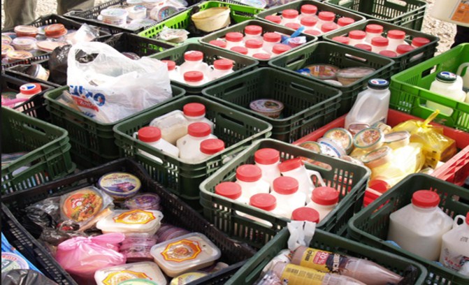 خلال يومين .. تحويل (20) مؤسسة غذائية للقضاء وإتلاف نحو ألفين كيلو مواد متعفنة في عمان