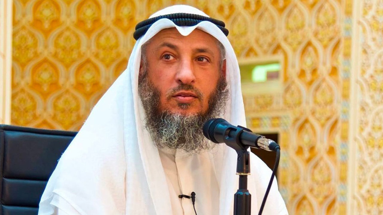 "بعد انتشارها بشكل واسع" ..  الداعية عثمان خميس يكشف حكم تحويل الصور إلى رسومات - فيديو