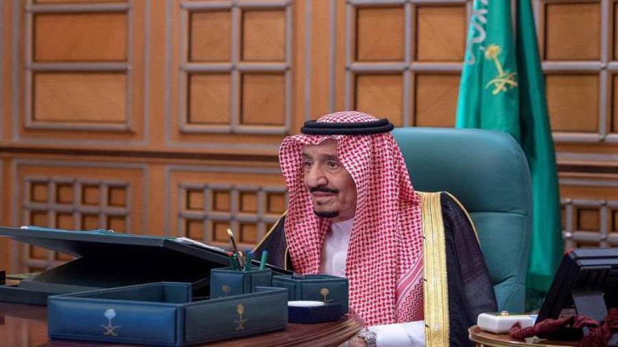أمر ملكي سعودي جديد بخصوص إقامة صلاة التراويح في الحرمين  ..  تفاصيل