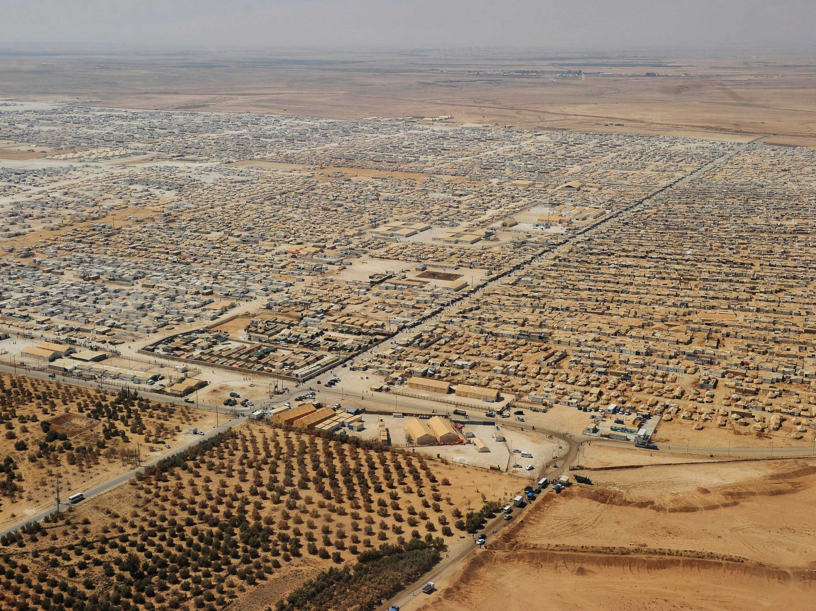 راي اليوم: وصول عدد اللاجئين السورين الى ربع سكان الاردن يشكل تهديدا امنيا وديموغرافيا
