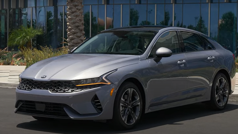 منافسة Camry الكورية تحصل على ميزات جديدة
