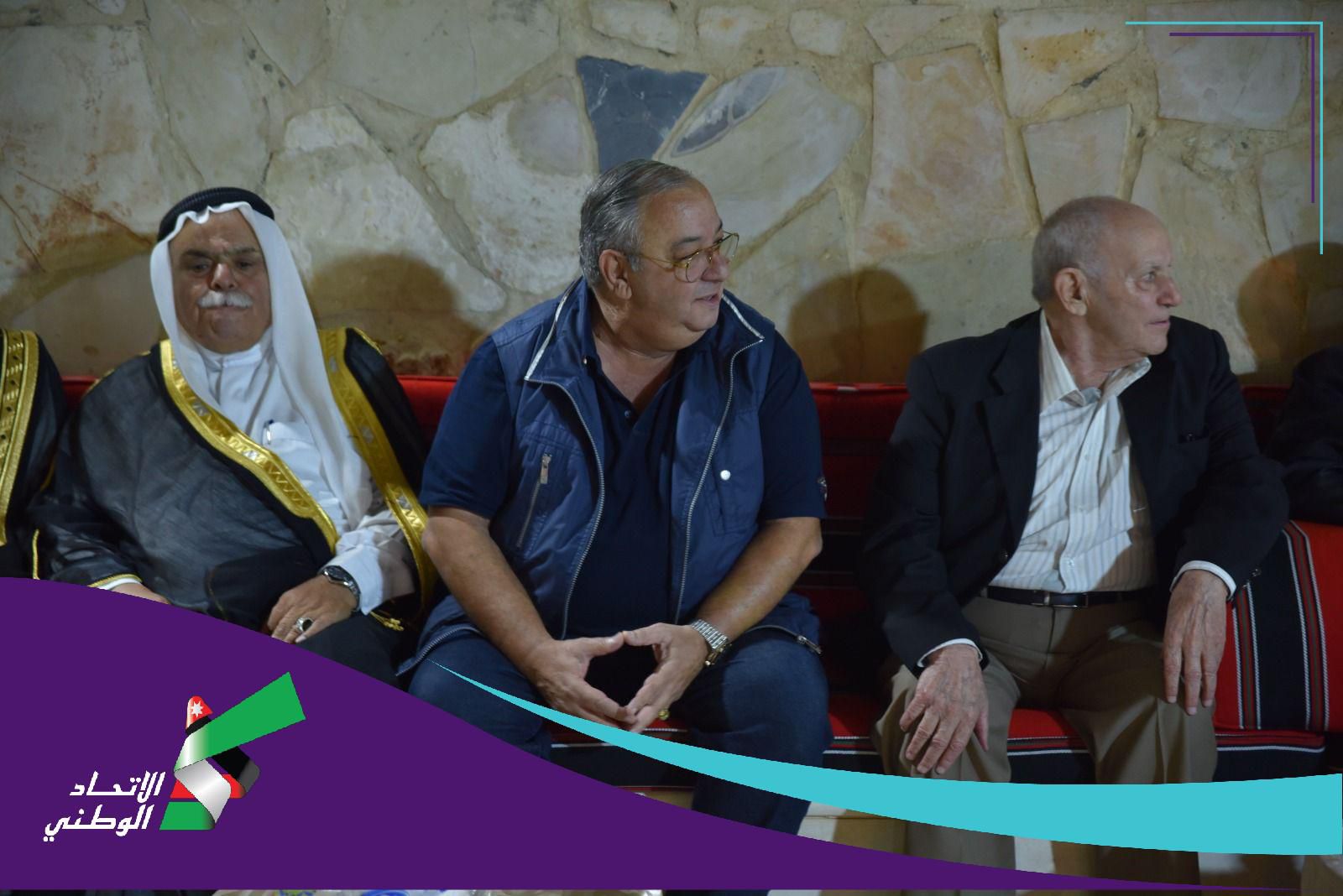 تيار حزب الإتحاد الوطني يلتقي وجهاء البلقاء .. صور