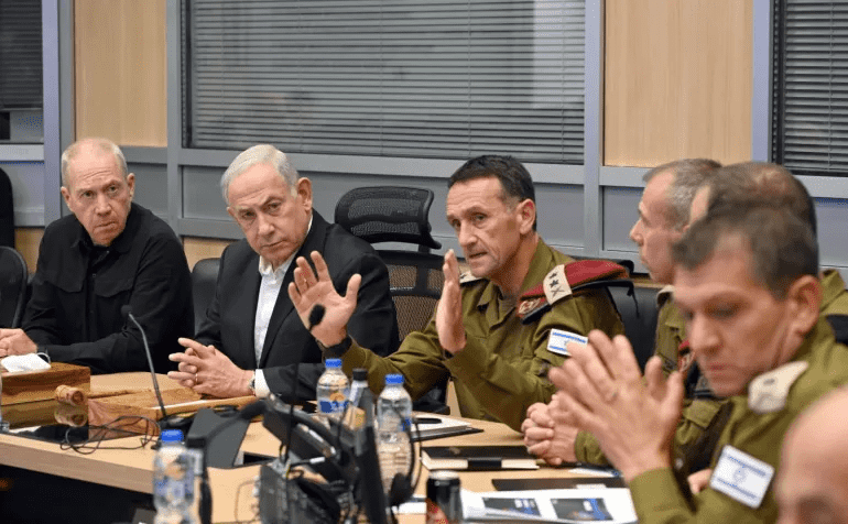 مسؤولون (إسرائيليون): مجلس الحرب مصمم على الرد على إيران