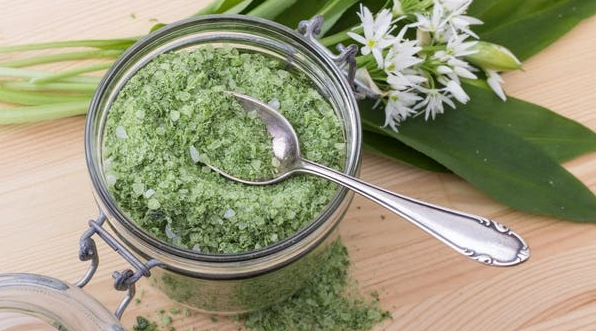 "الملح الأخضر" بديل جديد ..  هل يخفض ضغط الدم فعلاً؟