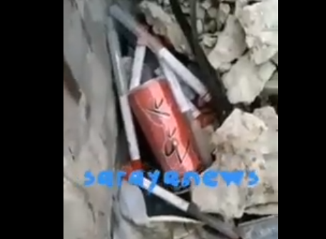 بالفيديو  ..  عينات كورونا "ملقاة" على قارعة الطريق بالقرب من "دوار المشاغل"  ..  فكيف سيبلغ أصحابها بنتيجة الفحص؟