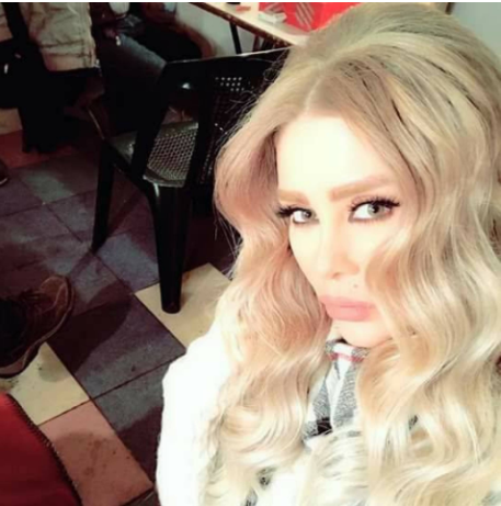 بالصور  ..  ممثلة سورية تطلق شتائم من العيار الثقيل ضد من وصفتها بـ"السحلية"!