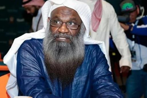 "ليش مُتفتح في كل شيء إلا اللحية؟"  ..  كيف رد الكلباني؟
