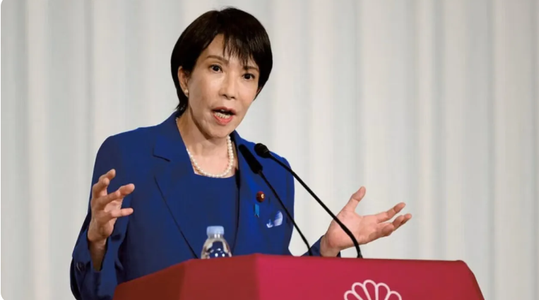 رئيسة وزراء اليابان تعتزم خفض راتبها وكل أعضاء الحكومة