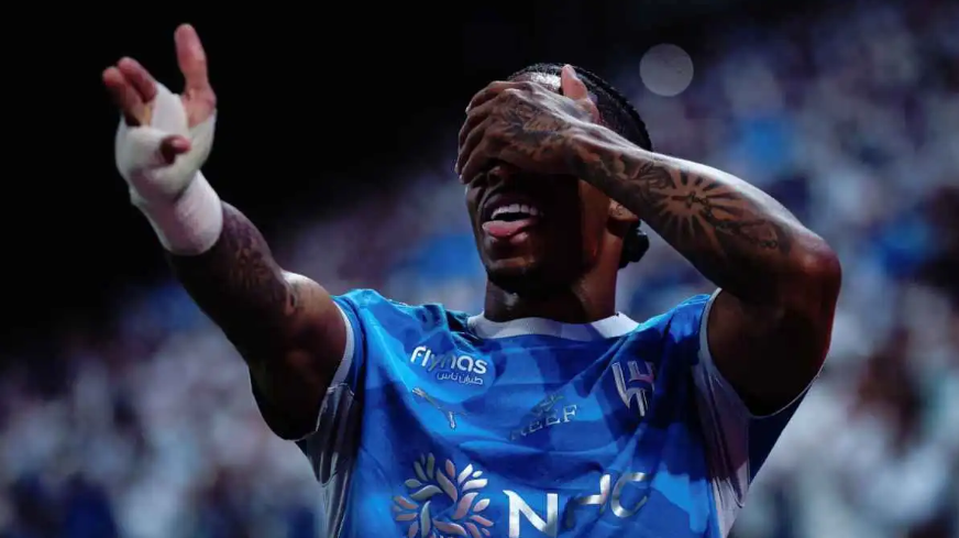 قبل كلاسيكو الاتحاد ..  الهلال يتفوق على كبار أمريكا الجنوبية في قائمة عالمية