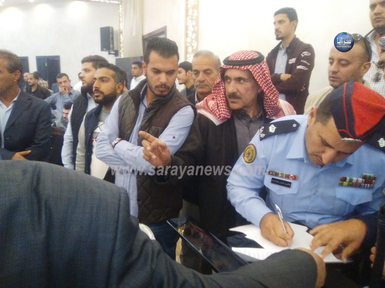  بالصور  ..  عطوة اعتراف عشائرية اثر مقتل اللواء حابس الحناينه في مادبا