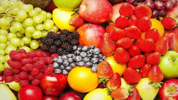 فاكهة تحمي الأسنان من خطر التسوس