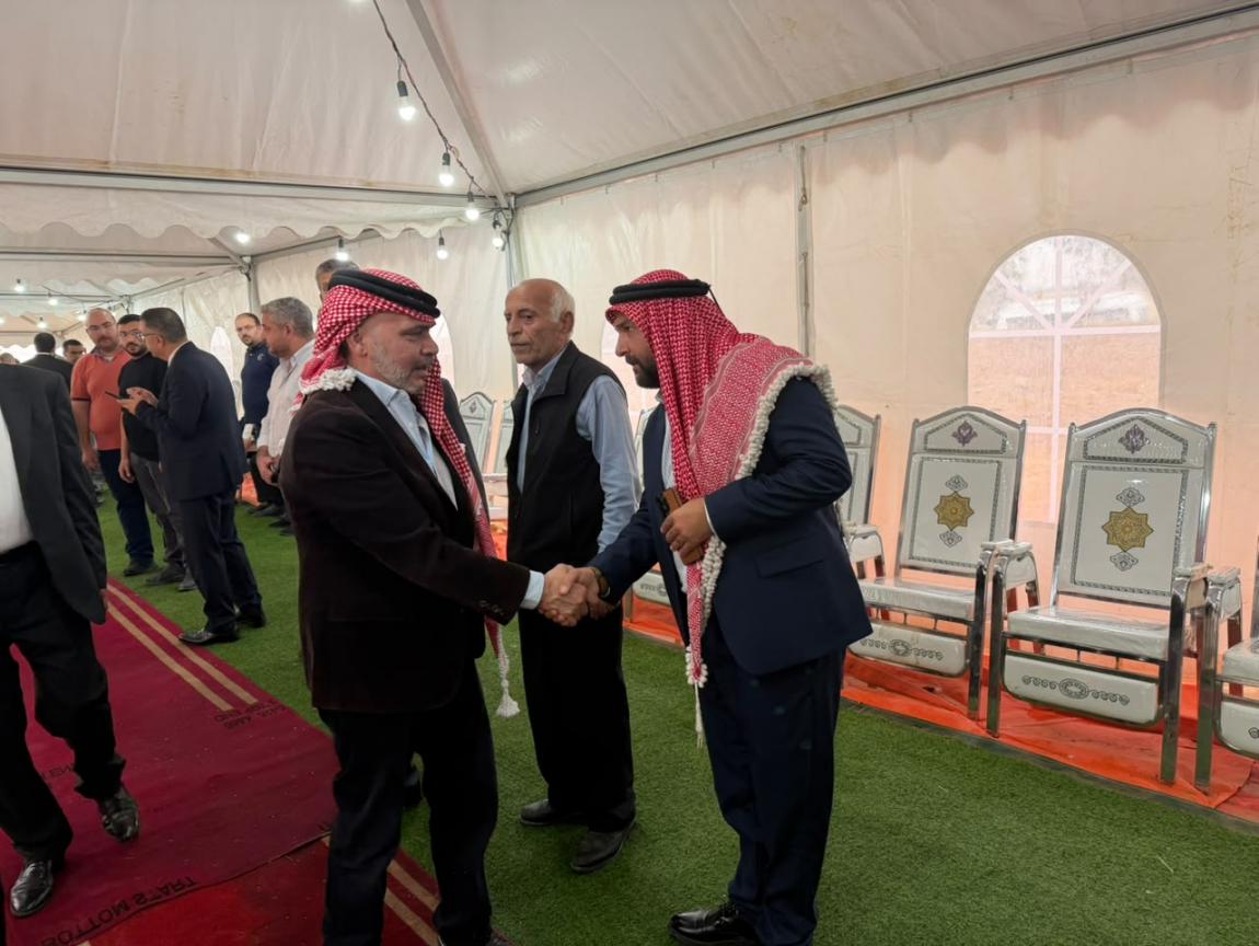 الأمير علي يعزي بشهداء قرية حمود