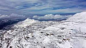 كتلة قطبية شديدة البرودة تجتاح دولًا عربية… أمطار غزيرة وثلوج ورياح عاتية