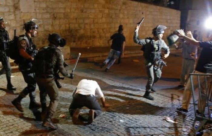 قوات الاحتلال  الاسرائيلي تعتقل خمسة مواطنين فلسطينيين