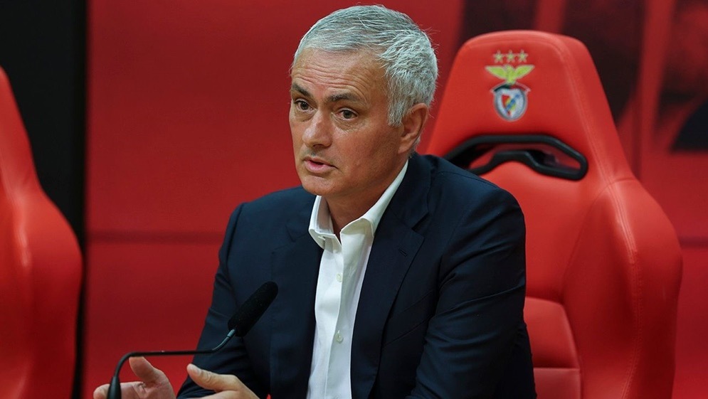 بنفيكا يضغط لمنع انتقال مورينيو إلى ريال مدريد