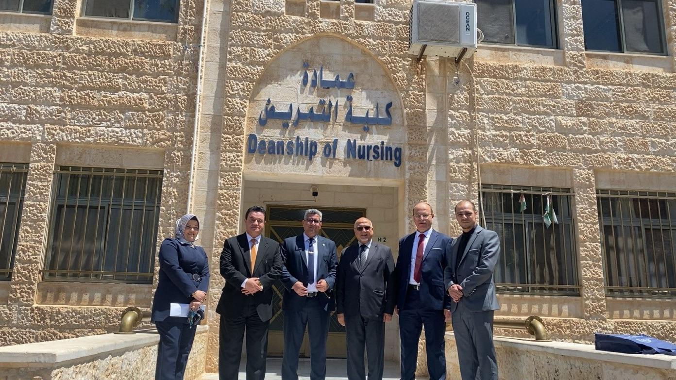 يوم علمي في جامعة فيلادلفيا يبحث مستقبل التمريض في عصر الذكاء الاصطناعي