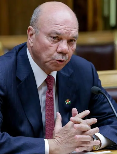 فيصل الفايز "أبا غيث" ..  رمز الدولة والشهامة والإنسانية في خدمة الوطن