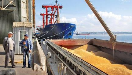 اوكرانيا تعلن مرور مرور 16 سفينة تجارية محملة بالحبوب عبر قناة بيستر 