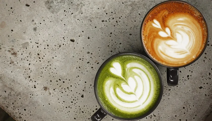 أيهما يمنح طاقة أكثر ..  القهوة أم شاي الماتشا؟