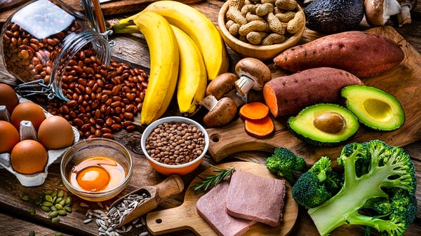 المغنيسيوم وفيتامين B12 ..  أيهما أفضل لتعزيز الطاقة؟