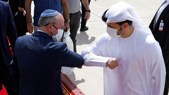 الإمارات توافق على فتح سفارة في تل أبيب