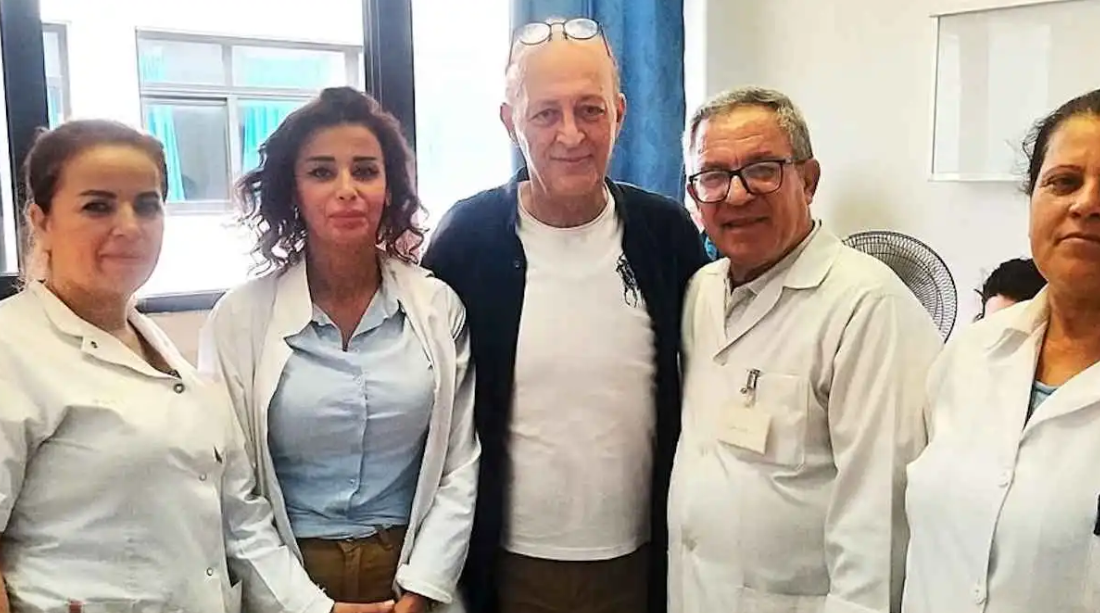 الفنان السوري سامر عمران يهزم السرطان ويستعد لمعانقة خشبة المسرح  