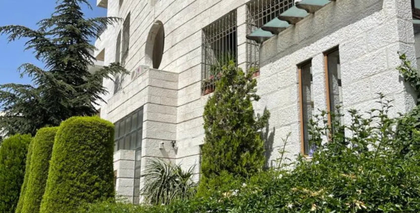 شقة -عبدون- قرب السانت ريجز JOD 235,000
