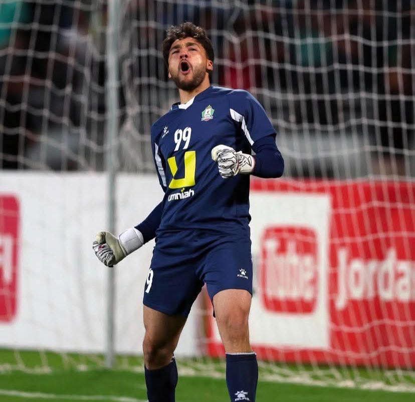 عبدالله الفاخوري يعاتب الإعلام ويطالب باحترام شعار ناديه