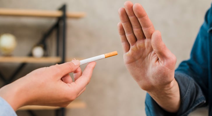 الأعلى للسكان يحذر من تفاقم أزمة التدخين في الأردن